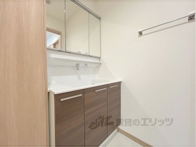 洗面設備　独立洗面台