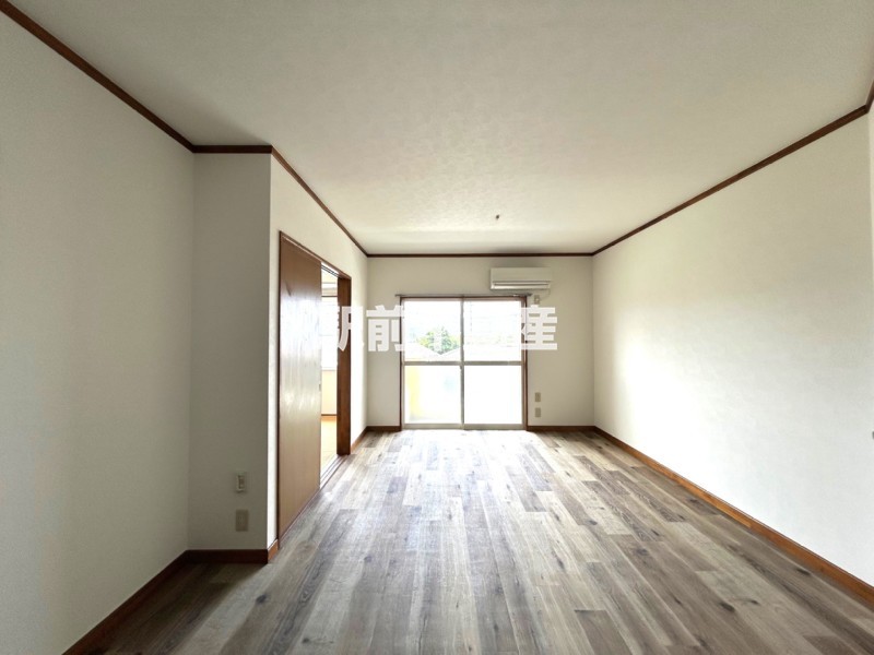 居室・リビング　日当たり良好☆