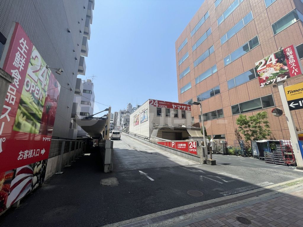 スーパー　スーパーヤマザキ三筋店（スーパー）まで370m