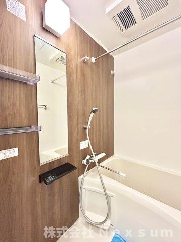 バス・シャワールーム　ゆったり過ごせるお風呂です