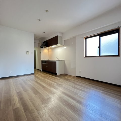 居室・リビング　同仕様タイプです