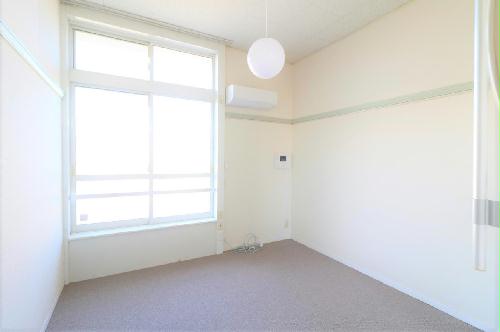 居室・リビング　当社人気のロフトタイプ！開放的なお部屋が好きな人へ