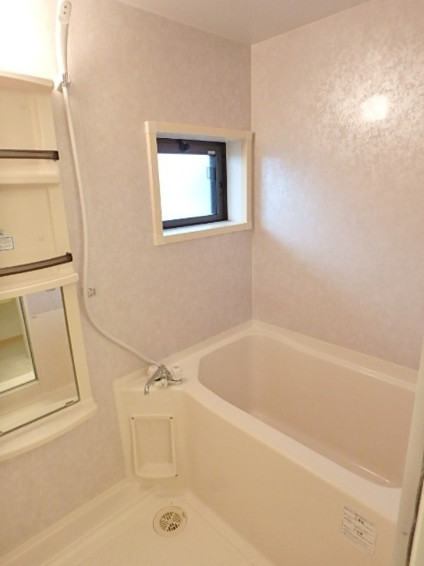 バス・シャワールーム　図面と現状に相違がある場合には現状を優先