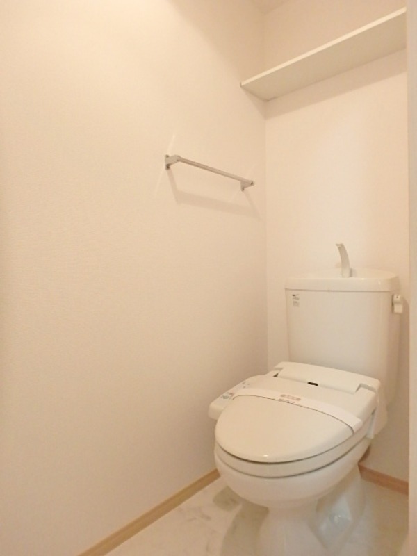 トイレ　図面と現状に相違がある場合には現状を優先