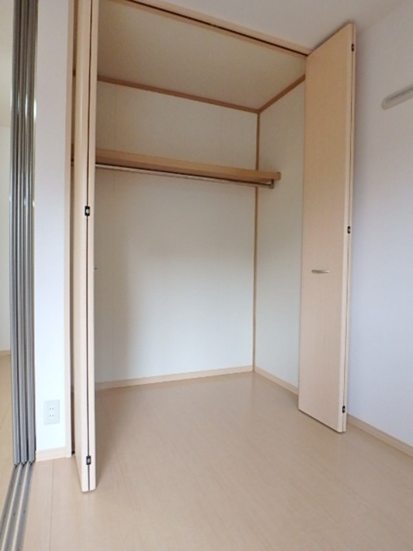 収納　図面と現状に相違がある場合には現状を優先