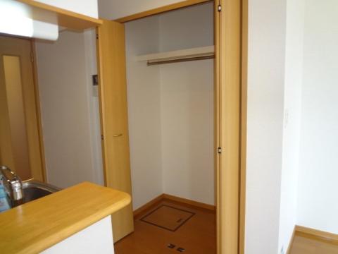 収納　クローゼット