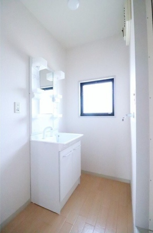 洗面設備　図面と現状に相違がある場合には現状を優先