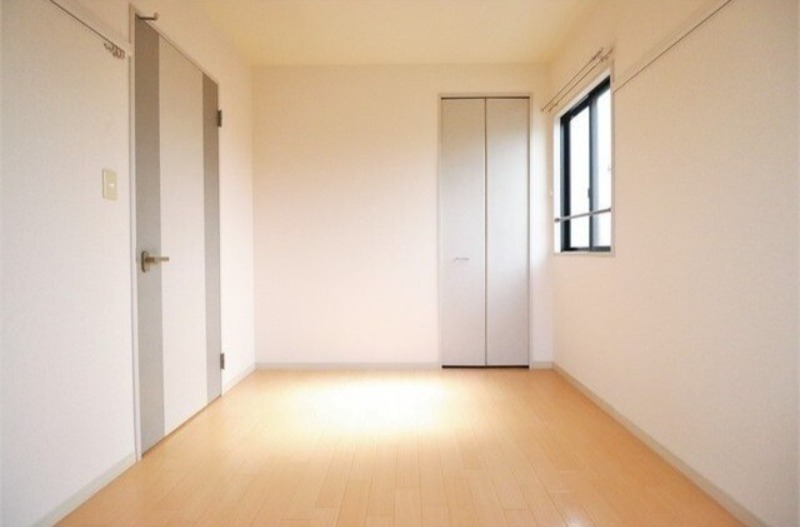 居室・リビング　図面と現状に相違がある場合には現状を優先