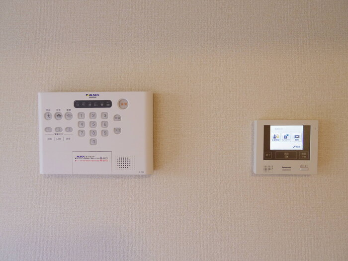 セキュリティ　ALSOKホームセキュリティ搭載・録画機能付きTVインターホ