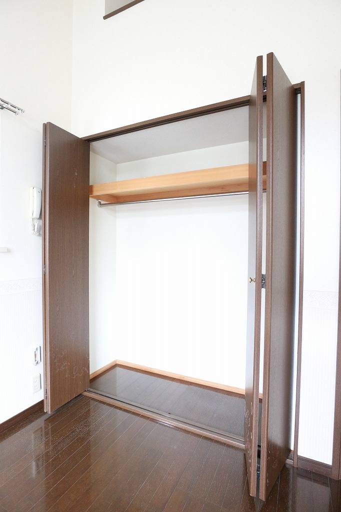 収納　上部にも収納可能です。