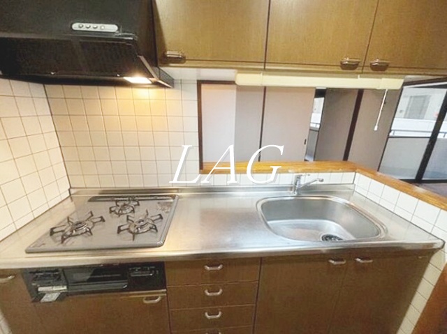 キッチン　キッチンです。