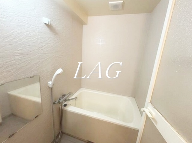 バス・シャワールーム　お風呂です。