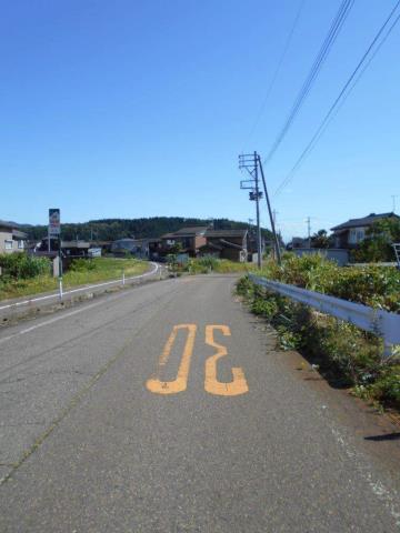 その他　前面道路（その他）まで0m