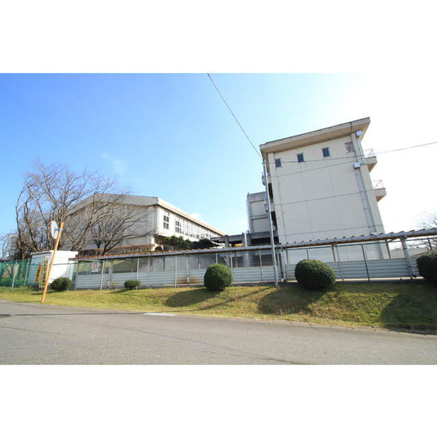 中学校　土浦市立都和中学校（中学校）まで2216m