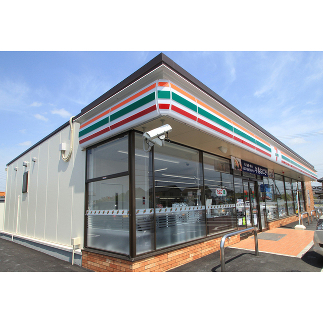 コンビニ　セブンイレブン土浦神立町店（コンビニ）まで640m
