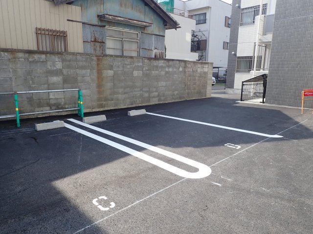 駐車場　カースペースがあります