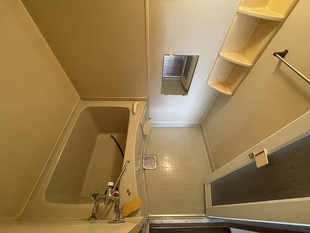 バス・シャワールーム　浴室