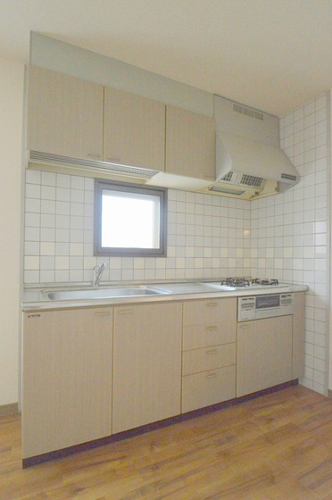 キッチン　３口ガスコンロ付き☆調理スペースも広々！（＾＾）！