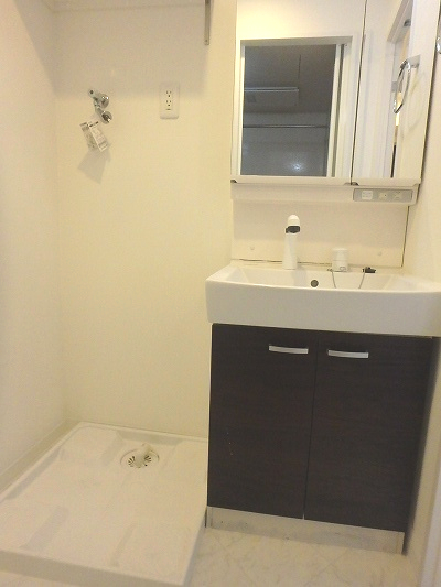 洗面設備　【女性のお一人暮らしでも安心のセキュリティ♪】住環境良好！