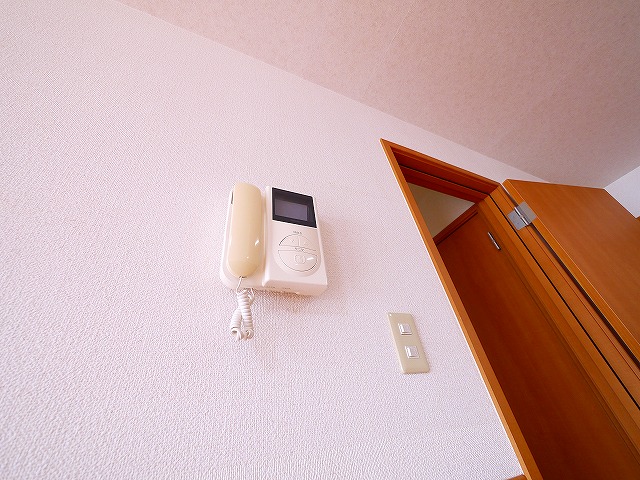 セキュリティ　お顔が見えるモニター付きインターホン