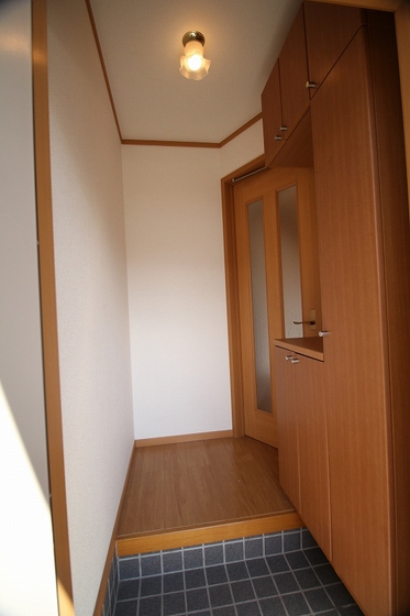 玄関　※別部屋の写真です