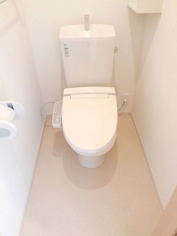 トイレ　シンプルで使いやすいトイレです