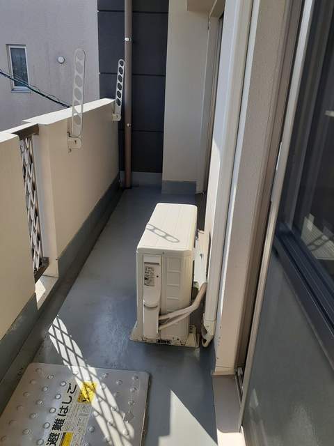 バルコニー　※写真は別号室のものですので現状優先とさせていただきます