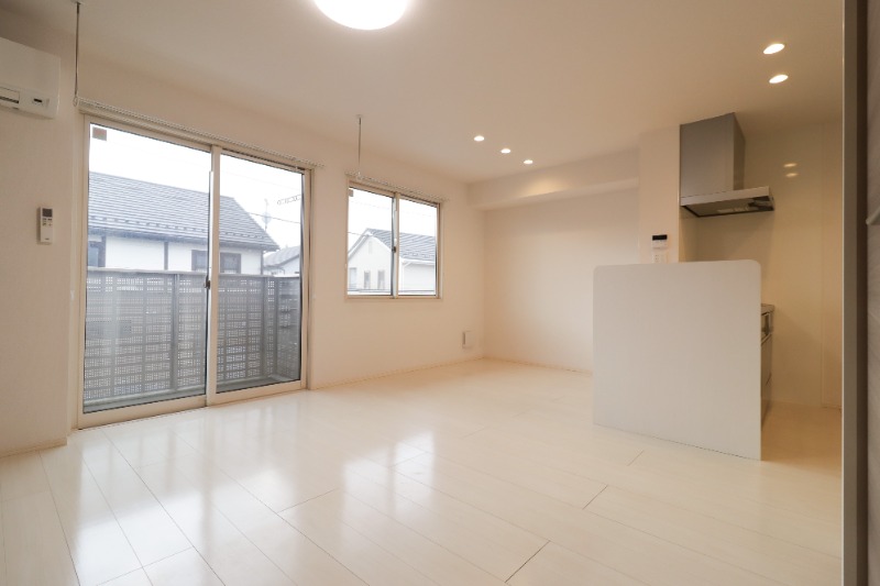 居室・リビング　図面と現状に相違がある場合には現状を優先