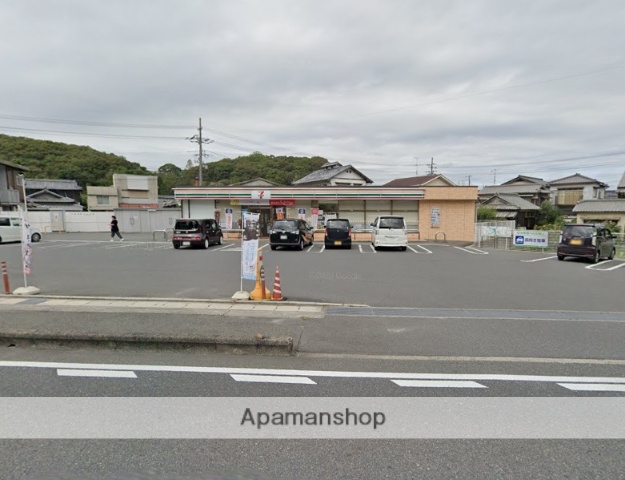 コンビニ　セブンイレブン玉野八浜町八浜店（コンビニ）まで3986m
