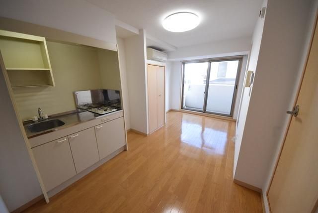 その他部屋・スペース　居室照明とエアコン完備