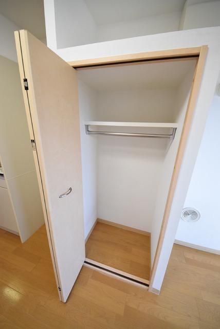 その他設備　クローゼット収納・収納２か所付
