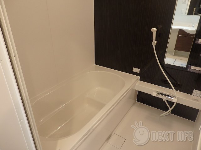 バス・シャワールーム　マルベリー