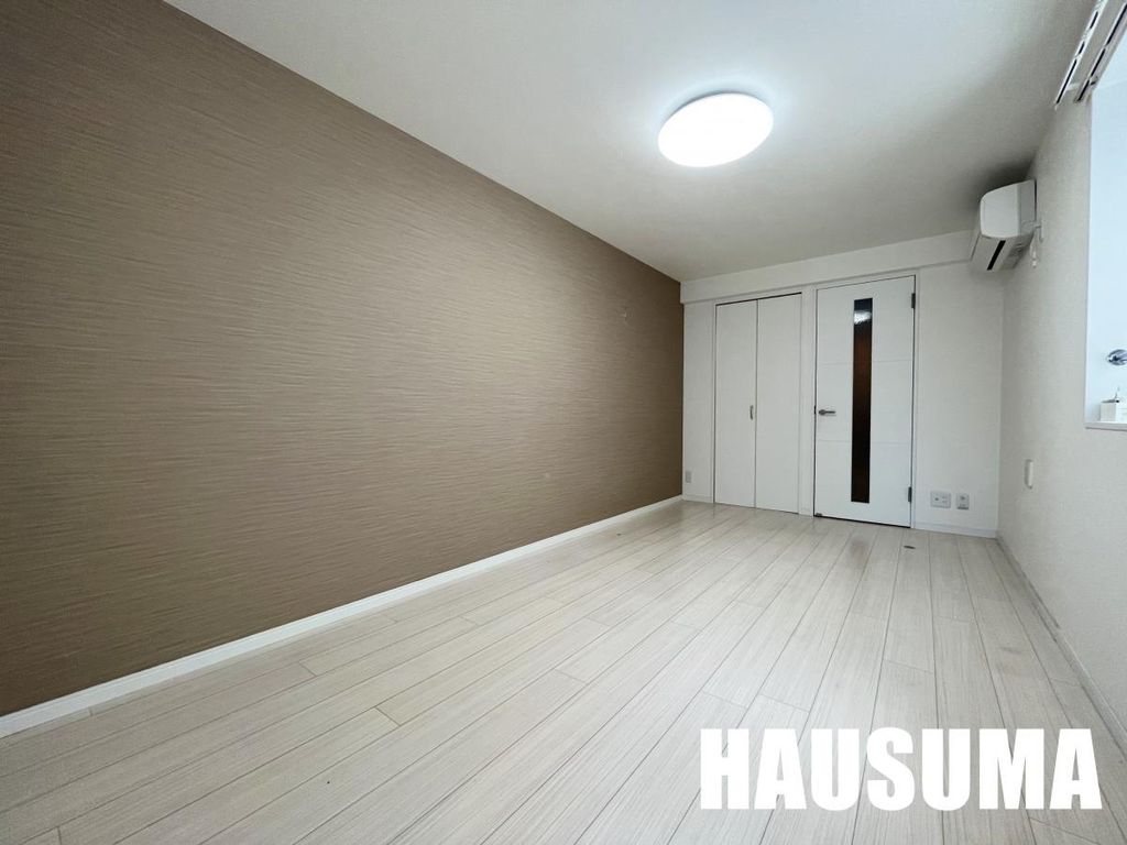 居室・リビング　※別号室参考写真