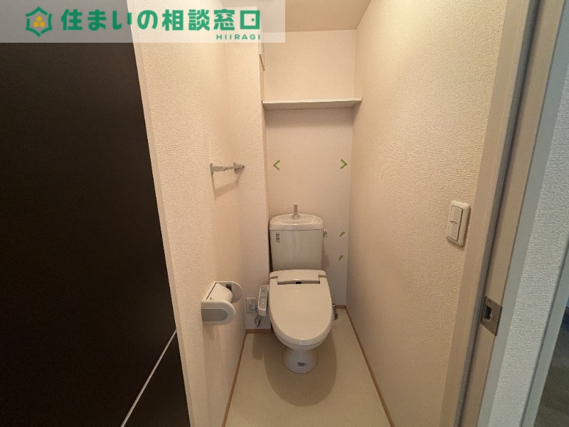 トイレ　同型