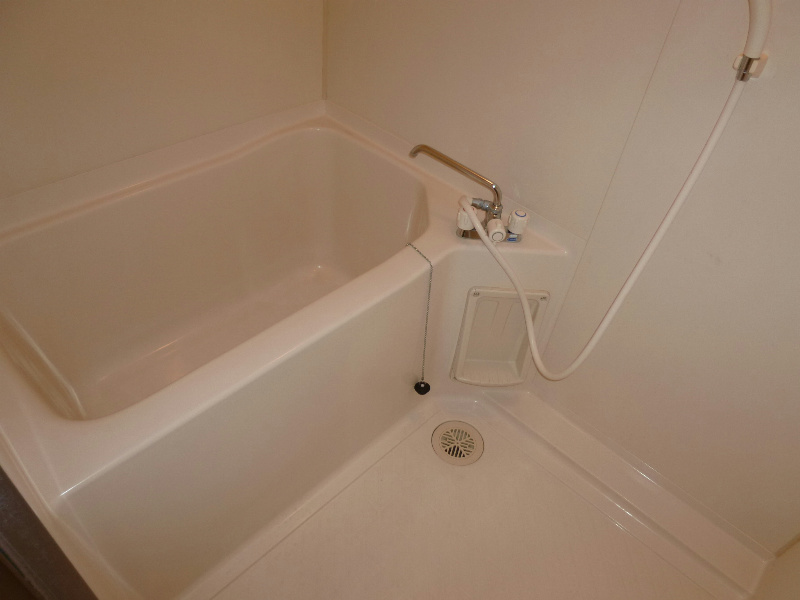 バス・シャワールーム　写真は類似