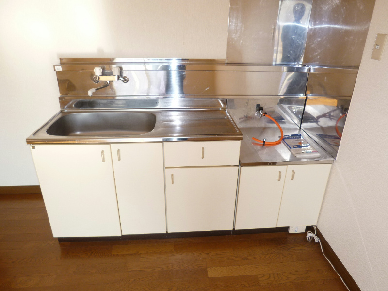 キッチン　写真は類似