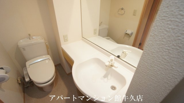 洗面設備　大型洗面化粧台