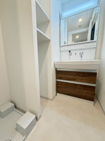 洗面設備　詳細は、RISUMO江坂本店までお問合せください♪