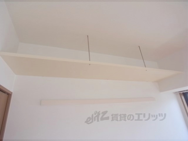 その他　吊戸棚