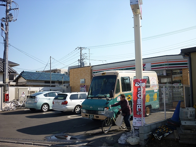 コンビニ　セブンイレブン「横浜日吉本町駅前店」（コンビニ）まで427m