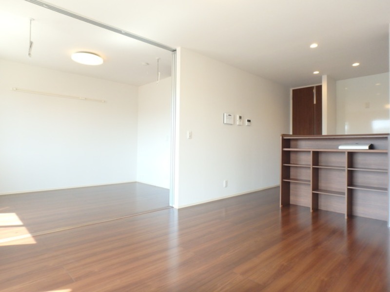 居室・リビング　図面と現状に相違がある場合には現状を優先