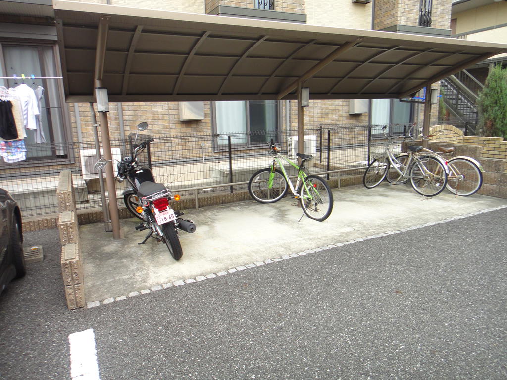 シェルズレイク日根野の外観写真