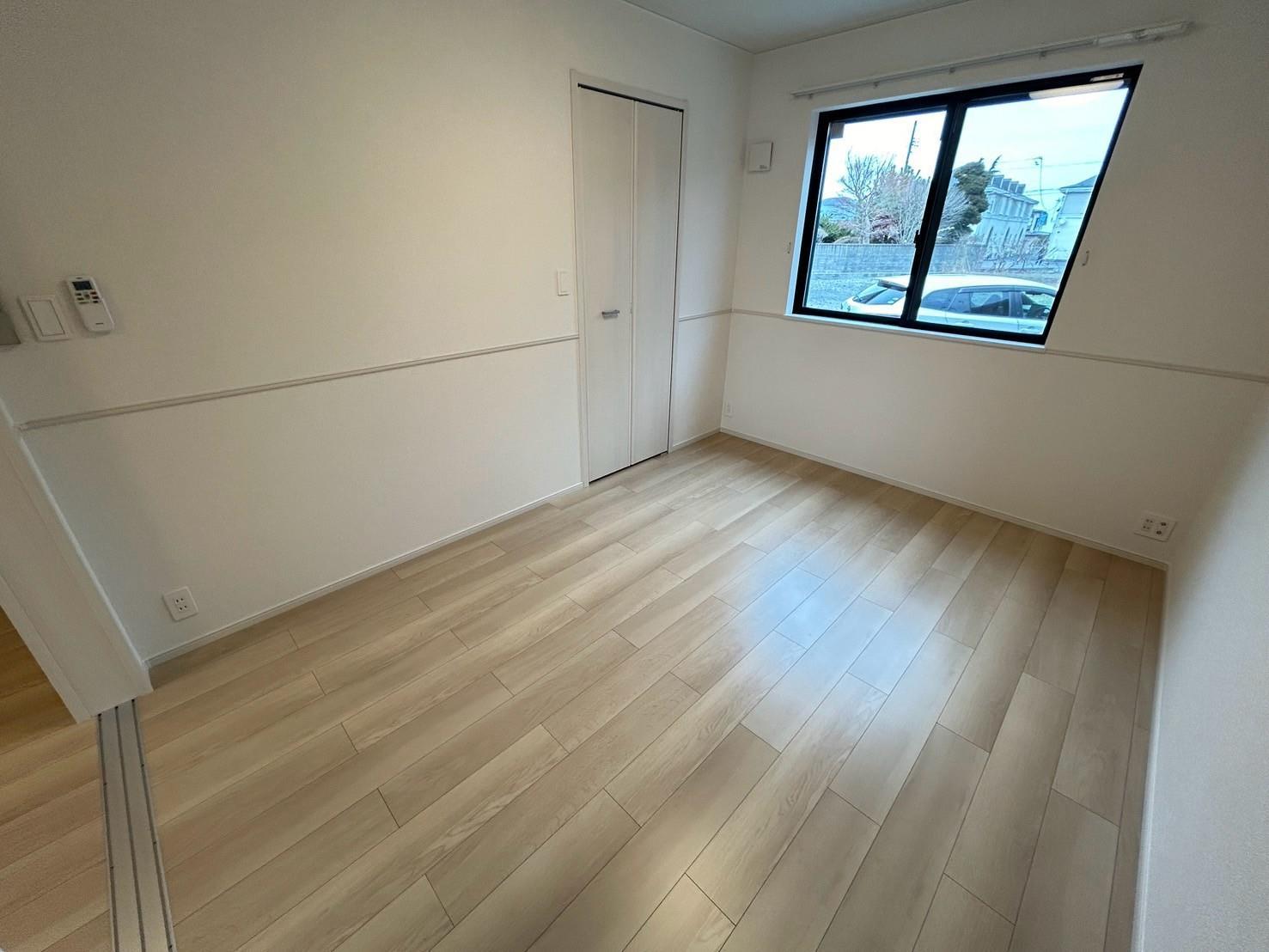 居室・リビング　洋室