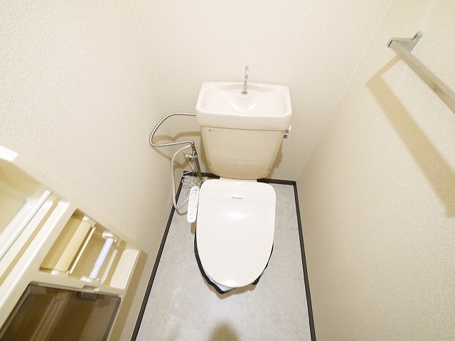 トイレ　シンプルで使いやすいトイレです