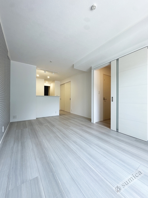 居室・リビング　ネットは無料で利用可能です♪♪