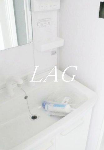 洗面設備　洗面台です。