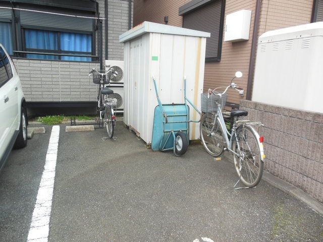 その他共有部分　★敷地内の駐輪スペースです★