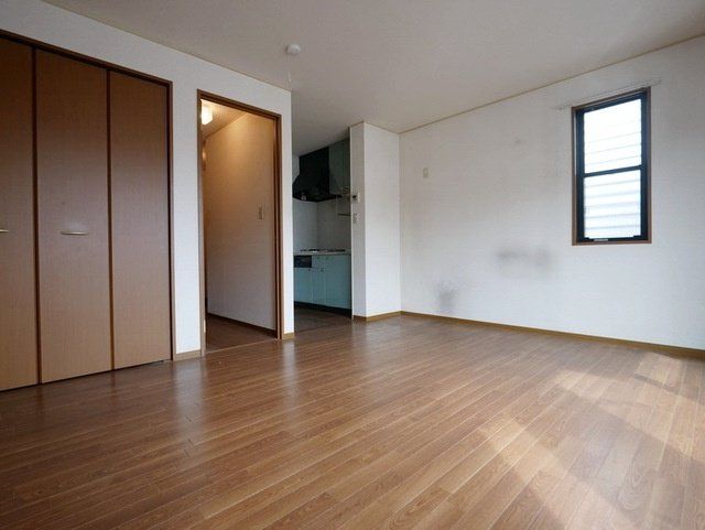 居室・リビング　★きれいなリビングフロアの様子★