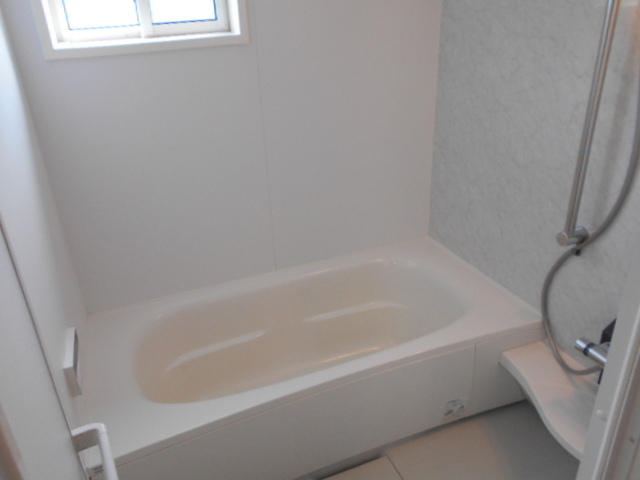 バス・シャワールーム　バスルーム