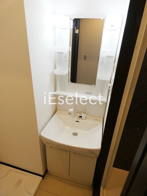 洗面設備　シャンプードレッサーで身支度楽々♪